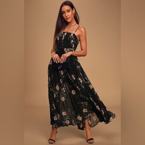 Flowering Romance Black Floral Print Pleated Maxi Dress